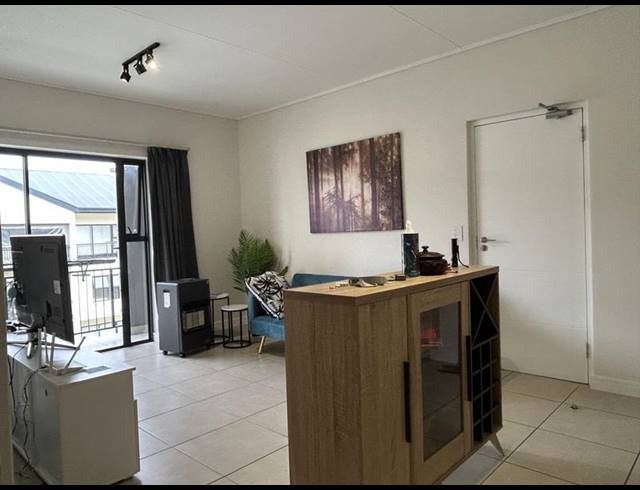 1 BEDROOM PROPERTY TO RENT IN SANDOWN
